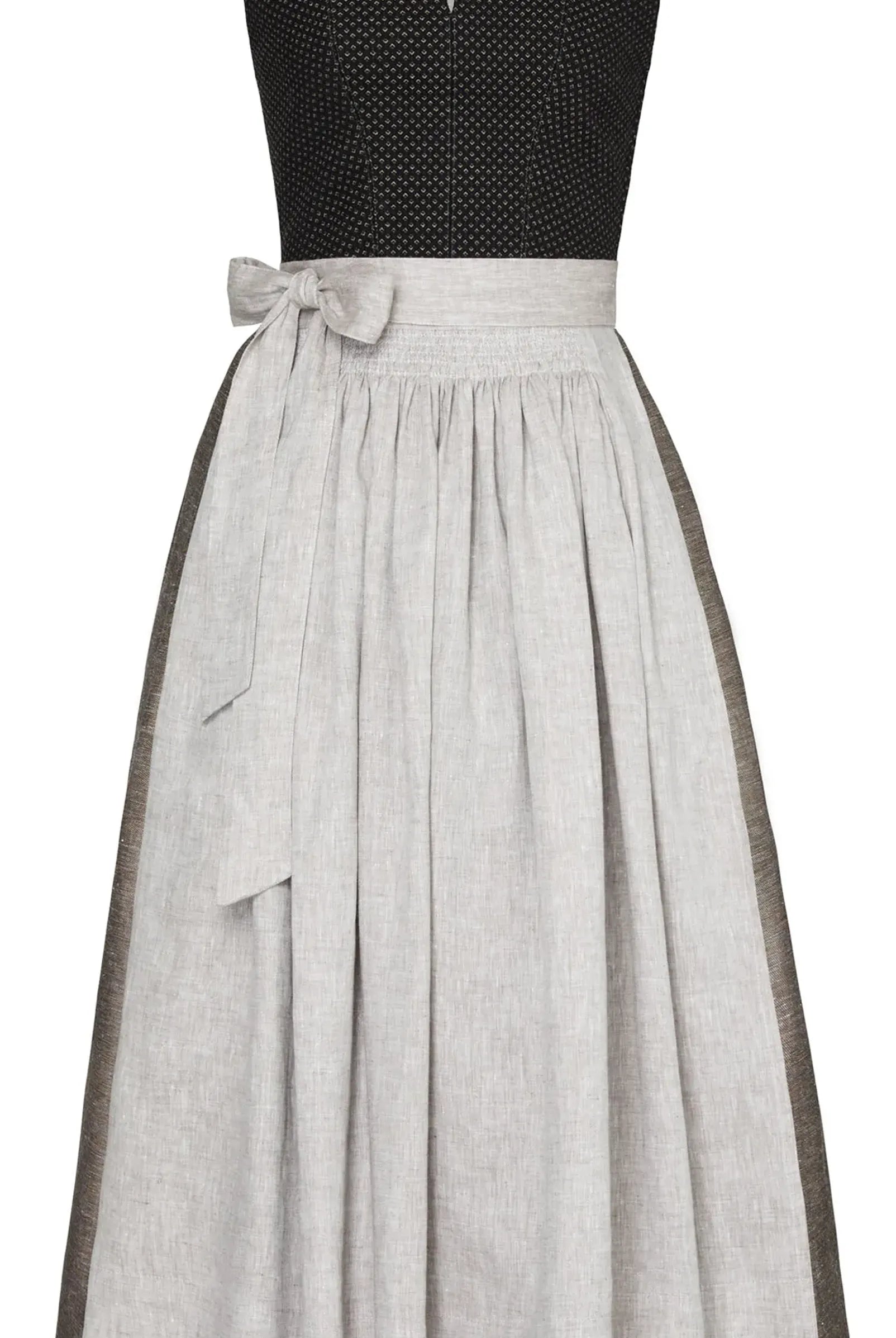 Dirndlschürze aus Bio-Leinen in Farbe natur – Frontansicht als Freisteller, handgefertigt in München von Zirbenfux