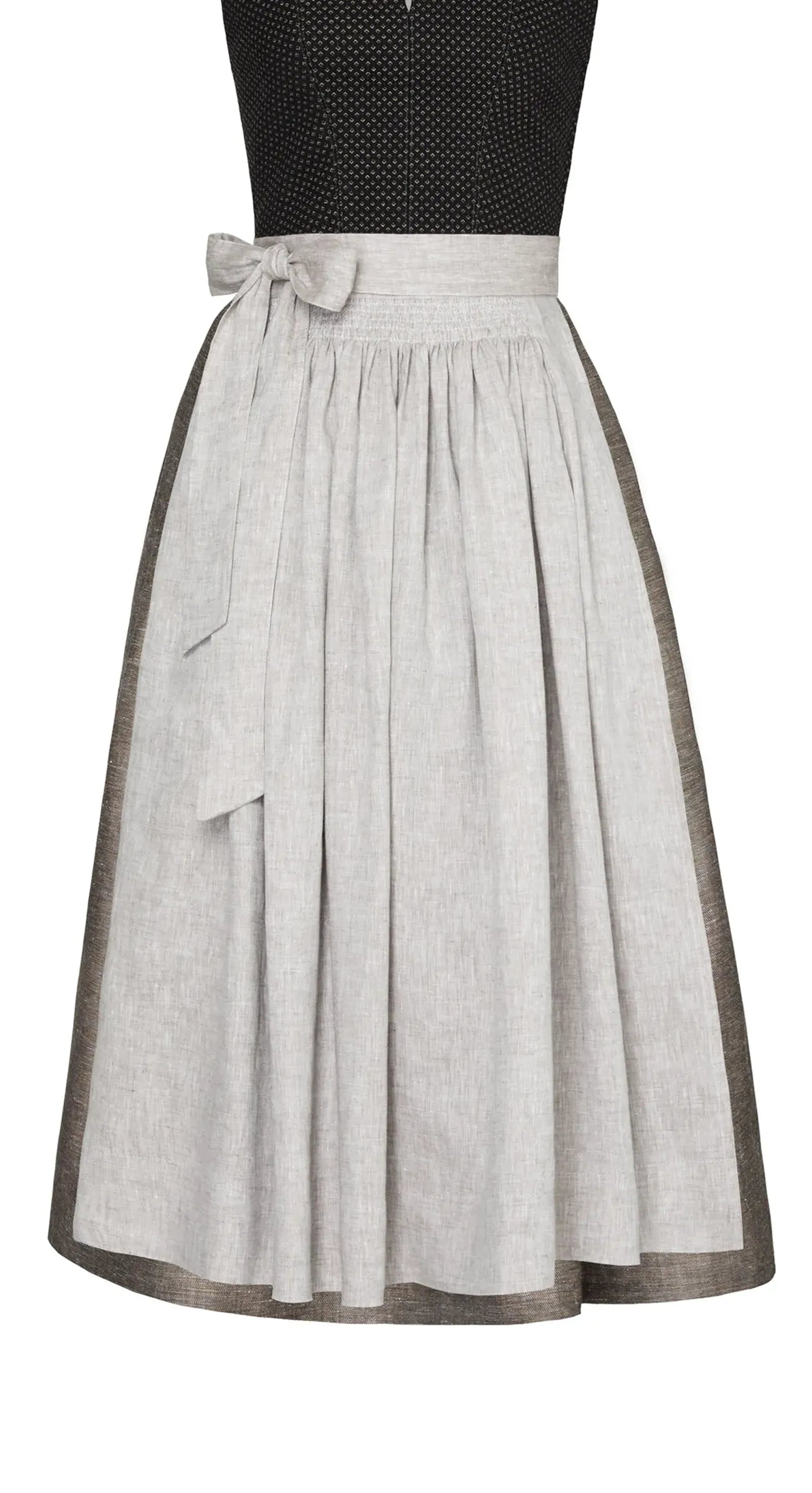 Dirndlschürze aus Bio-Leinen in Farbe natur – Frontansicht als Freisteller, handgefertigt in München von Zirbenfux